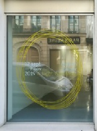 Lettres et formes adhésives sur vitrine lettre-et-formes-adhesives.jpg