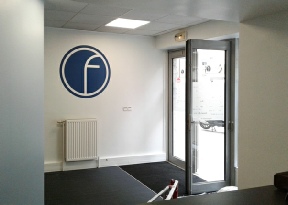 Logo mural adhésif sans fond logo-mural-adhesif.jpg